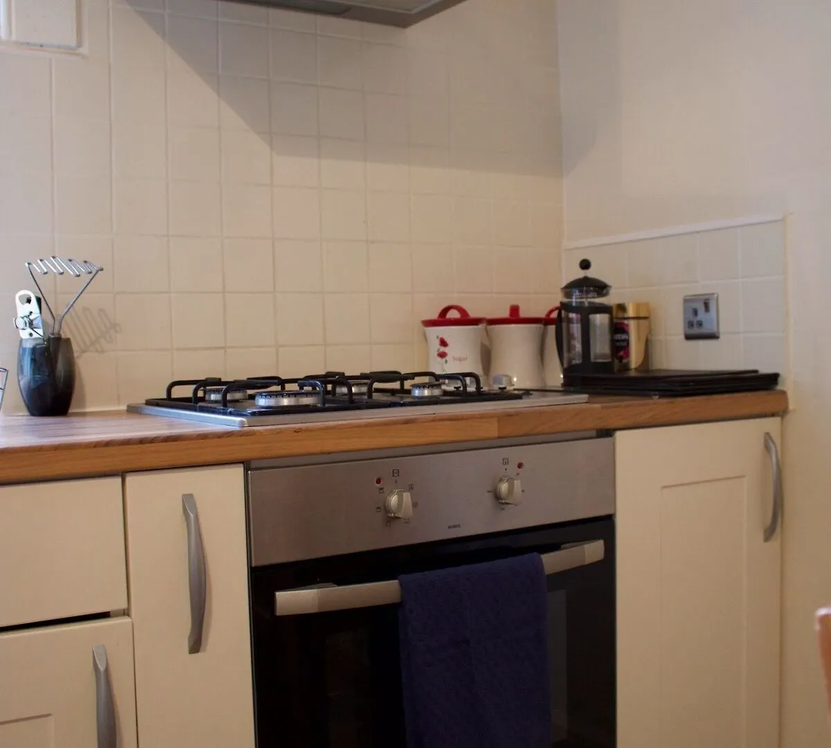 3 Bedroom City Centre Apartment Эдинбург